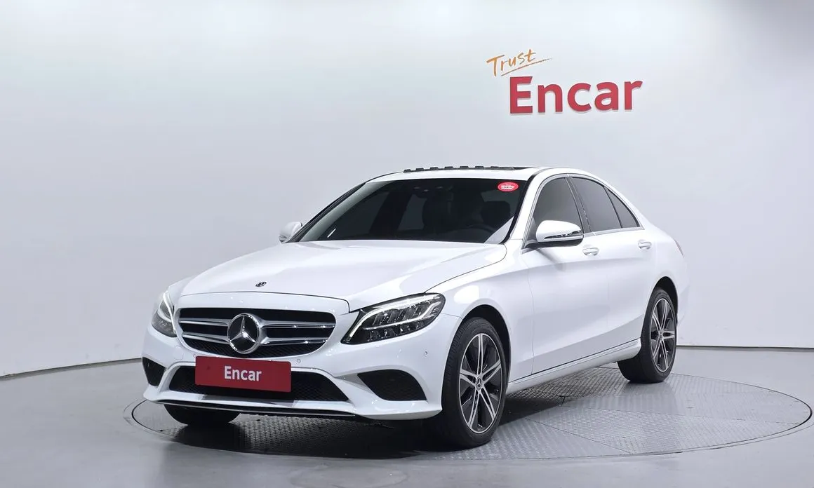 Mercedes-Benz C-Class 2020