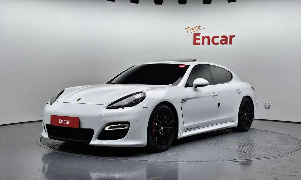 Porsche Panamera 2013
