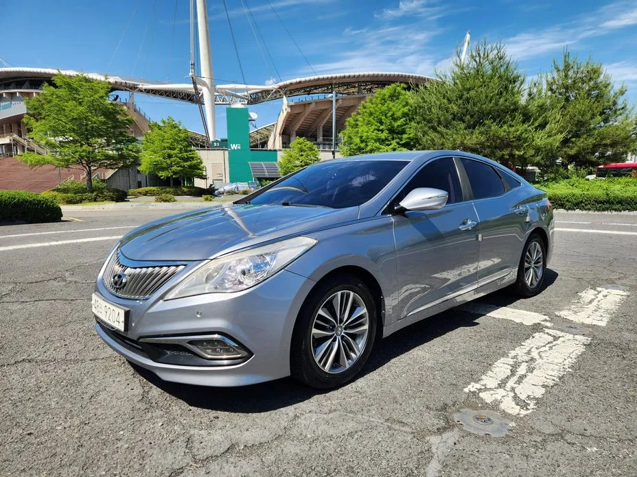 Hyundai Grandeur 2016