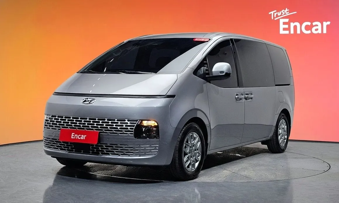 Hyundai Staria 2024