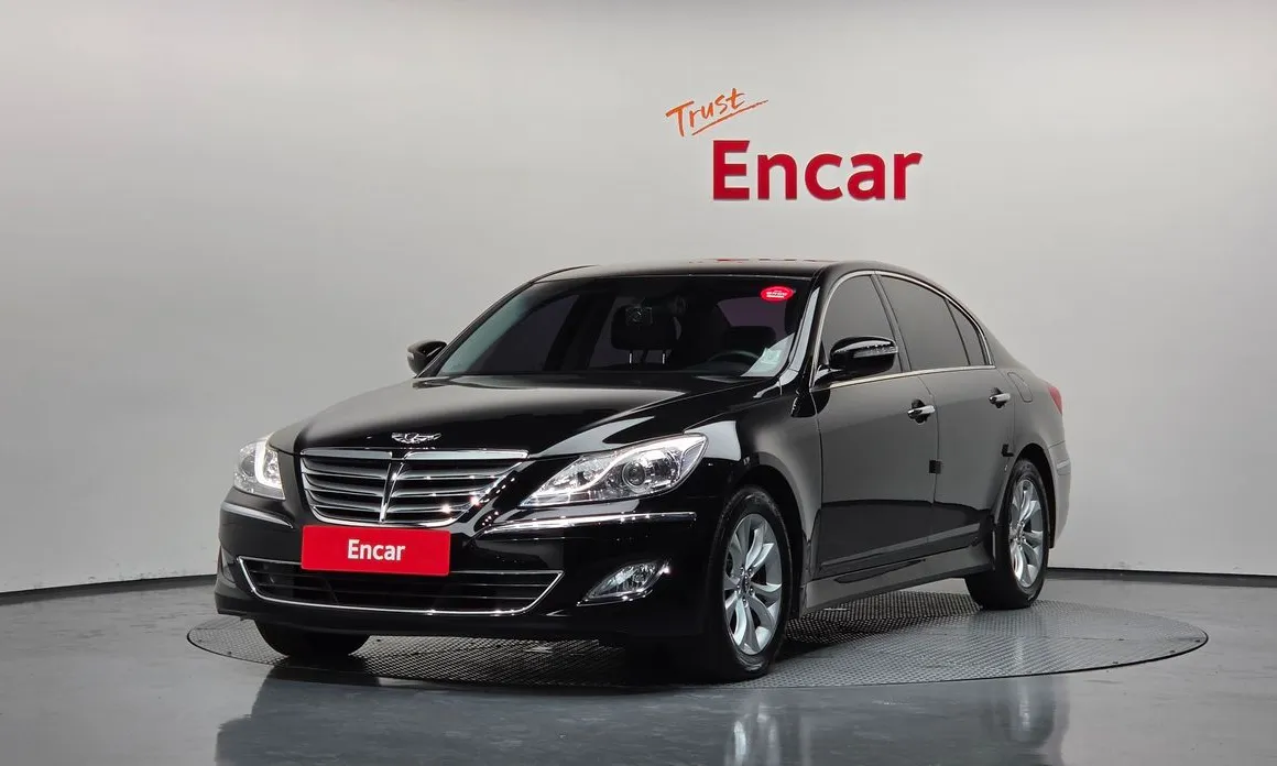 Hyundai Genesis 2012