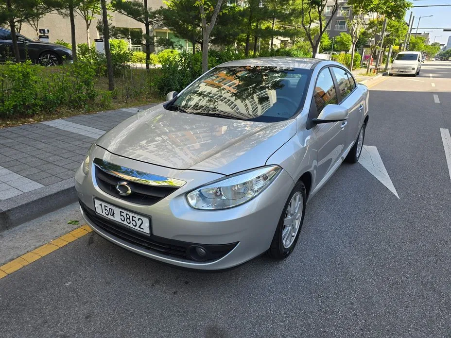 Renault-KoreaSamsung SM3 2010