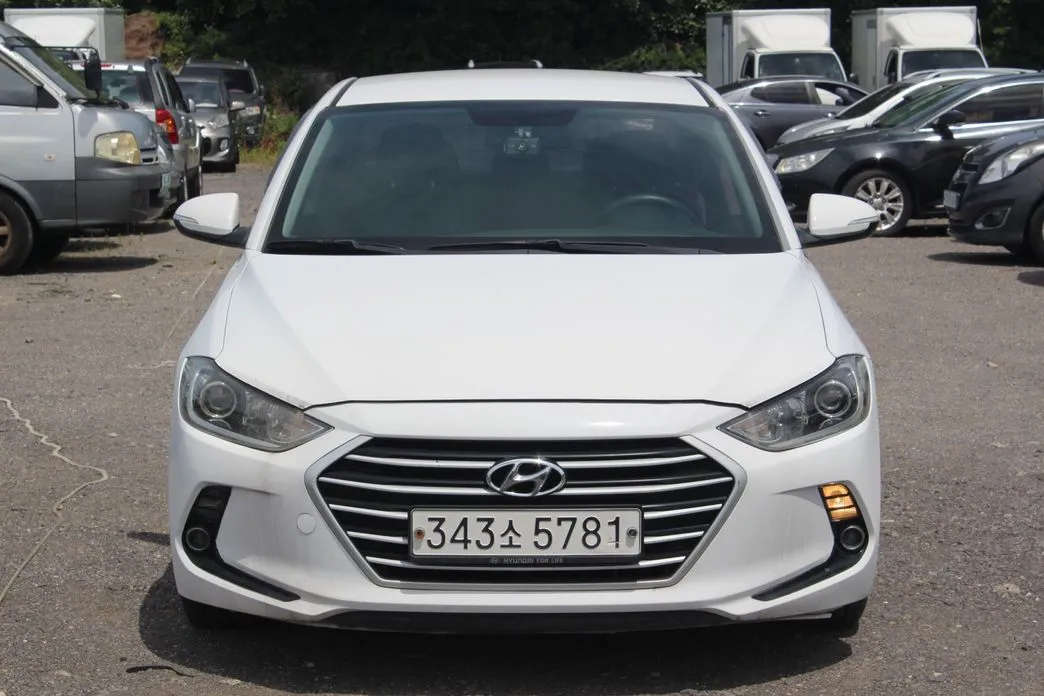 Hyundai AVANTE 2017