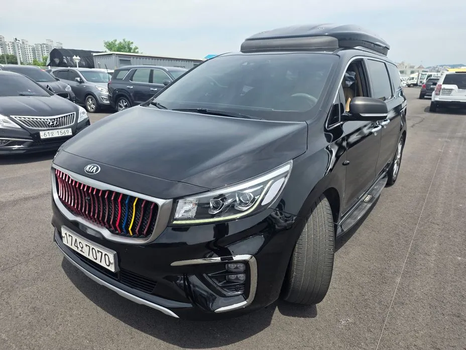 Kia Canival 2019