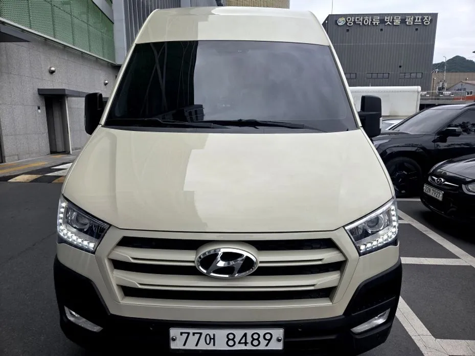 Hyundai Solati 2016