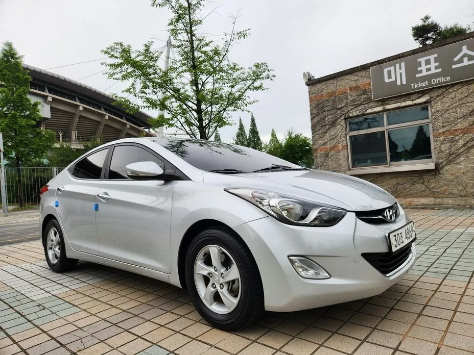 Hyundai AVANTE 2014