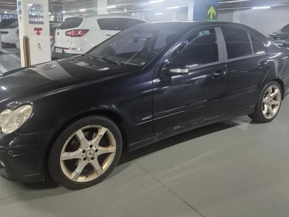 Mercedes-Benz C-Class 2007