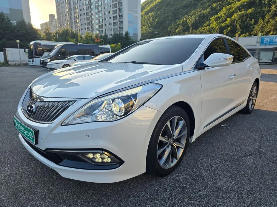 Hyundai Grandeur 2015
