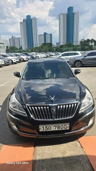 Hyundai Equus 2012