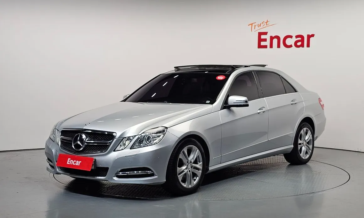Mercedes-Benz E-Class 2011