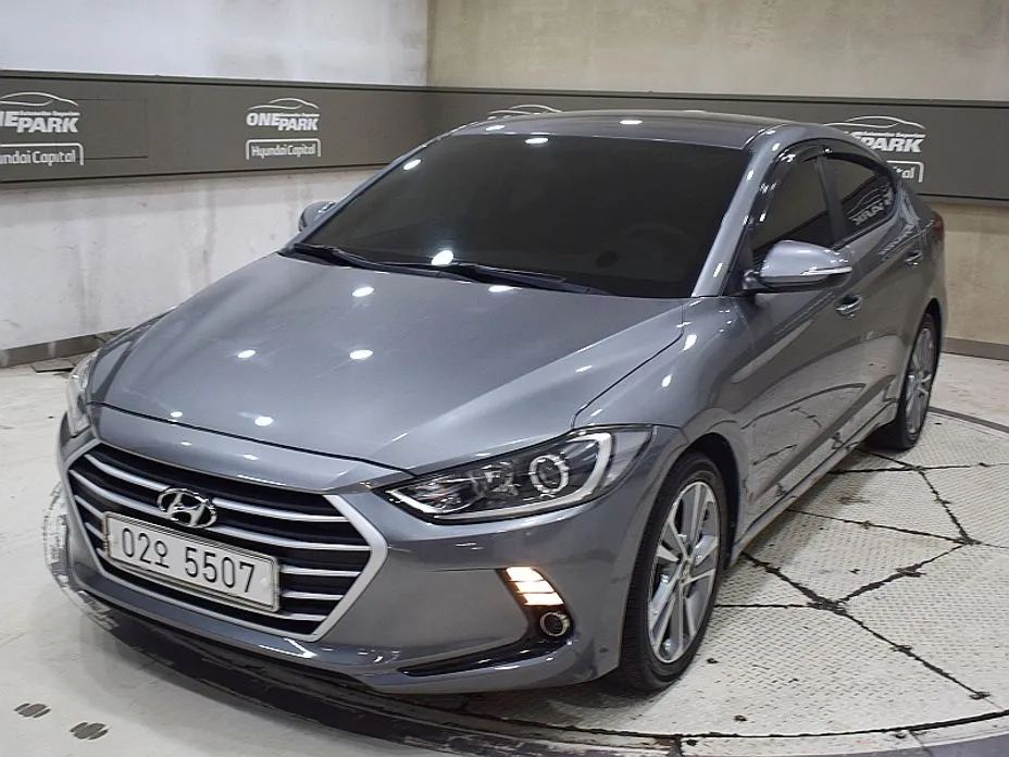 Hyundai AVANTE 2017