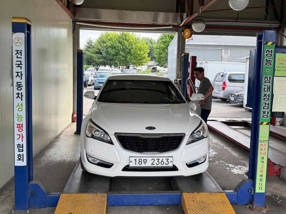 Kia K7 2012