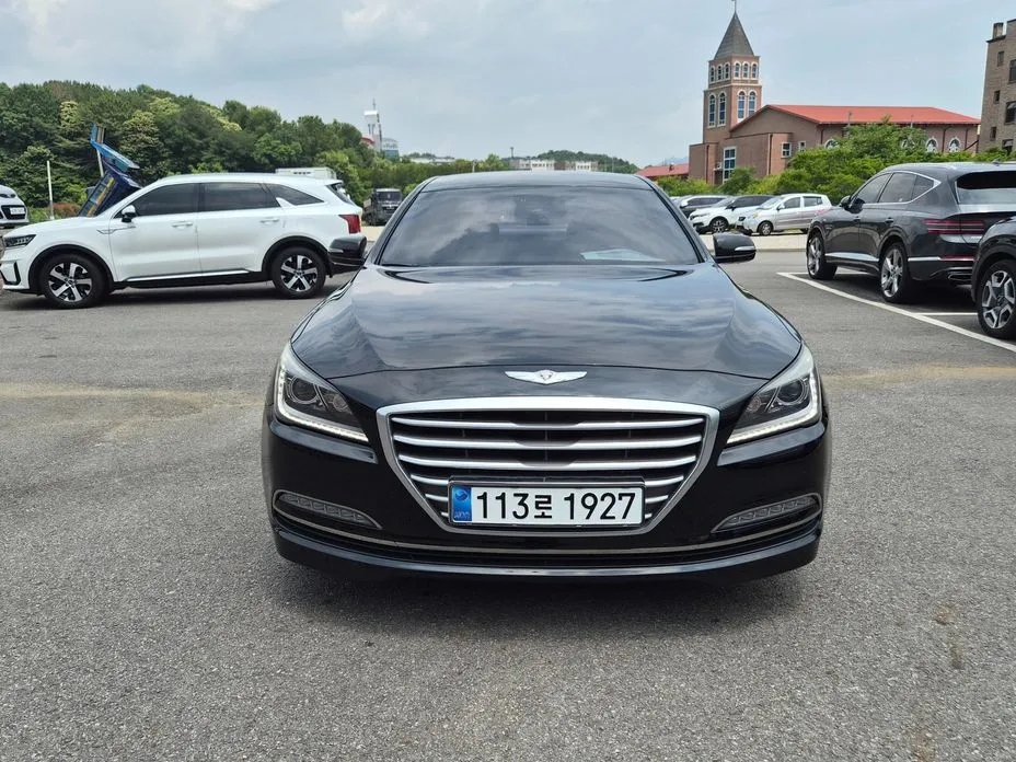 Hyundai Genesis 2014