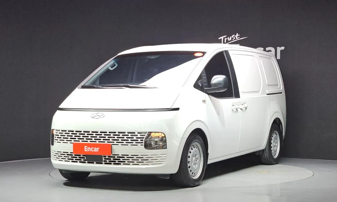 Hyundai Staria 2023