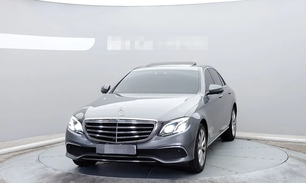 Mercedes-Benz E-Class 2018