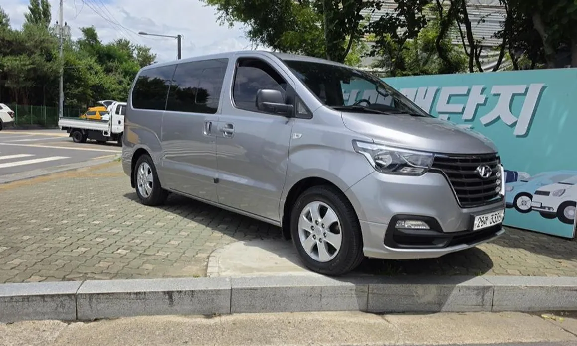 Hyundai Starex 2018