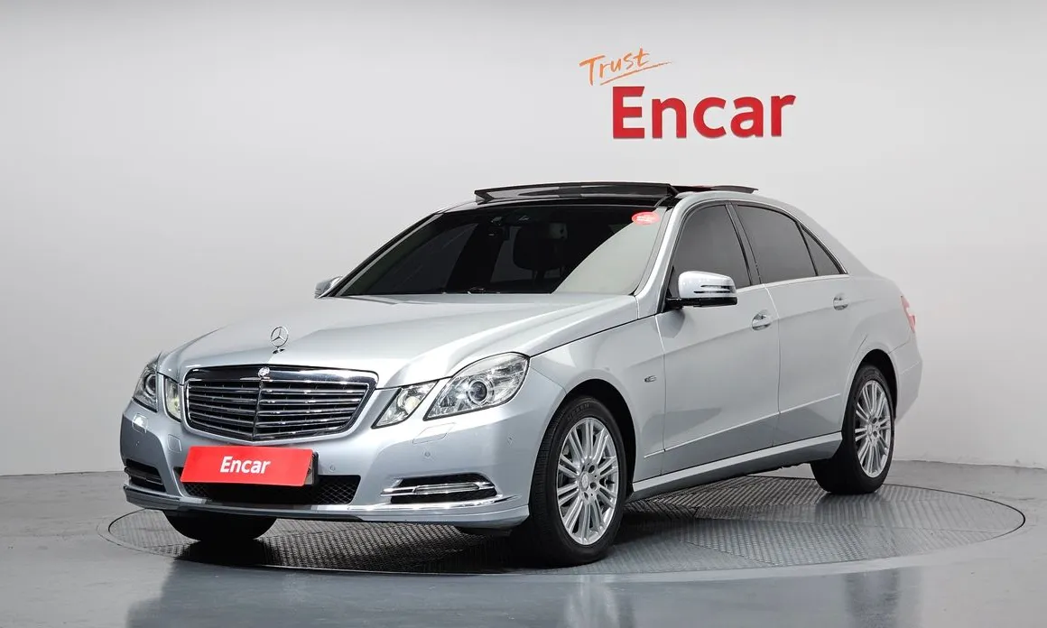 Mercedes-Benz E-Class 2012