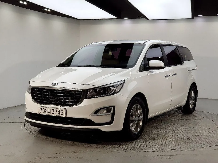 Kia Canival 2020