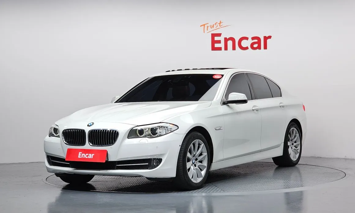 BMW 5-Series 2012