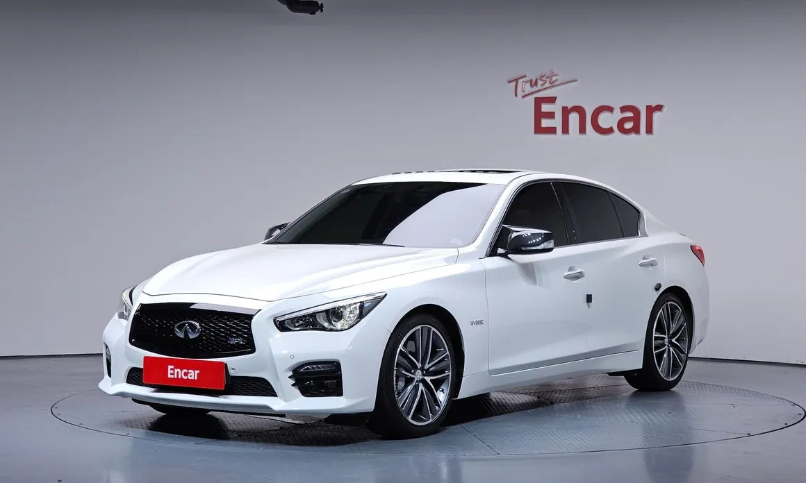 Infiniti Q50 2016
