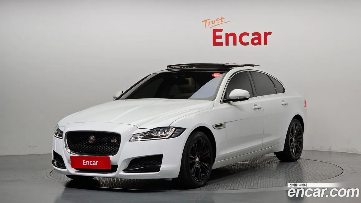Jaguar XF 2017