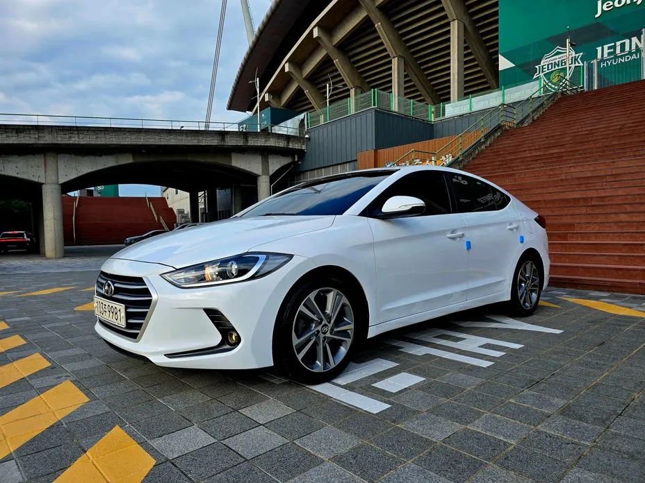 Hyundai AVANTE 2018