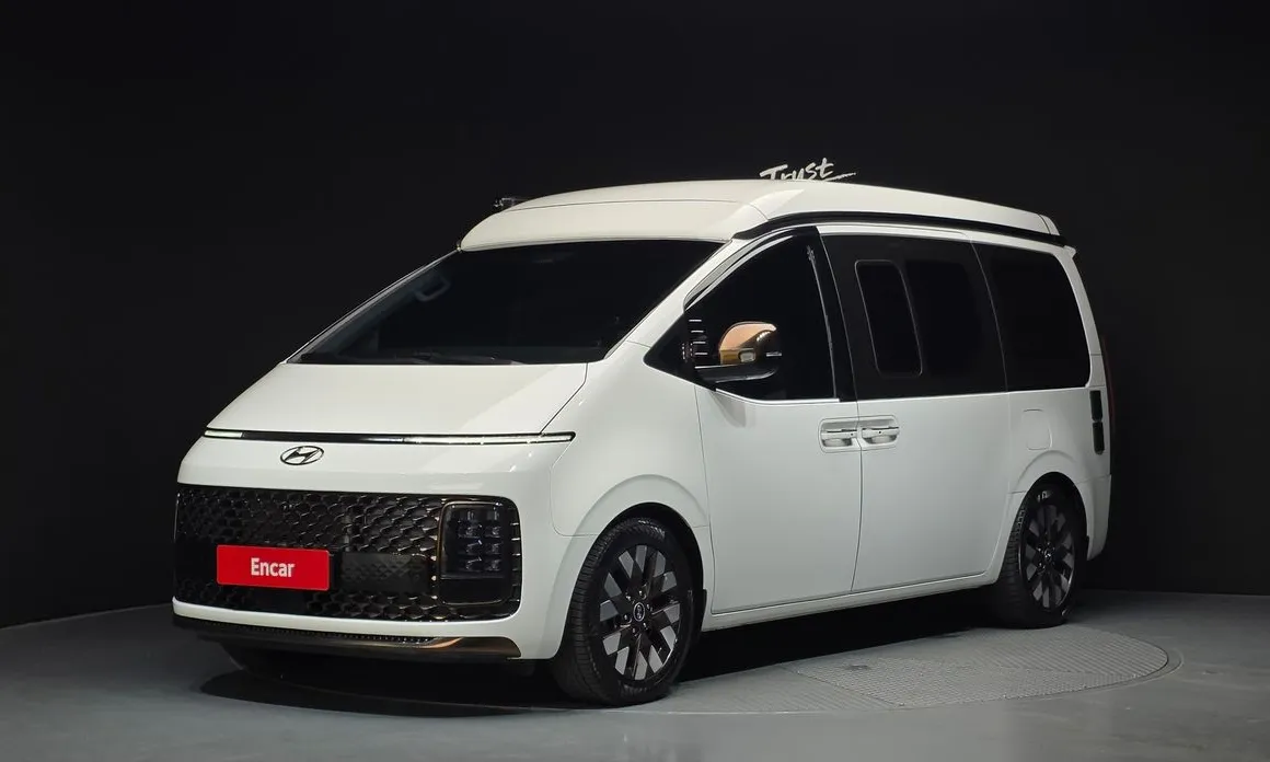 Hyundai Staria 2023
