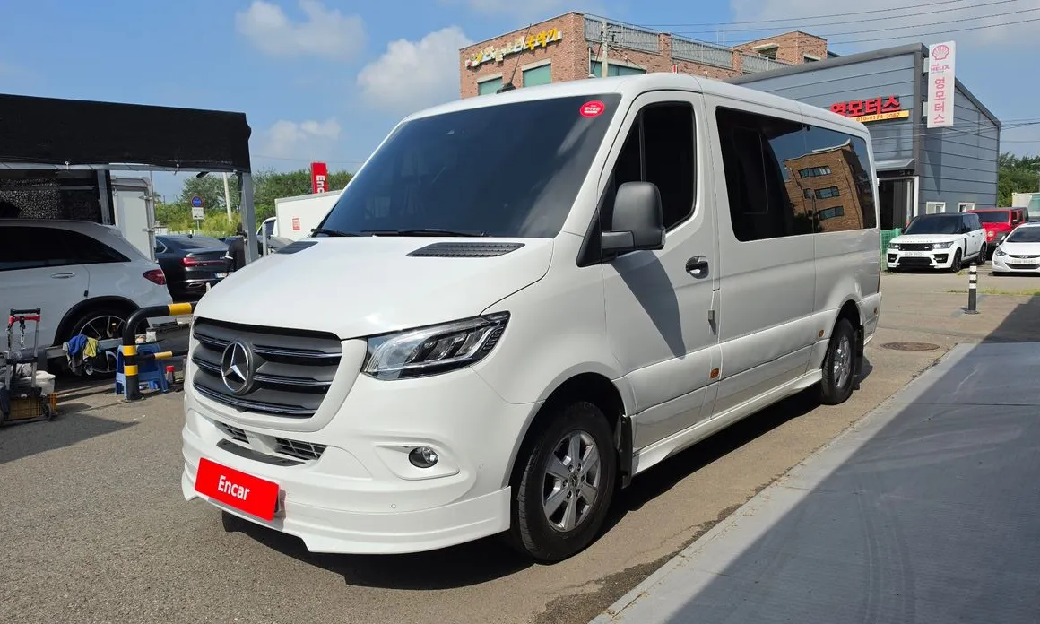 Mercedes-Benz Sprinter 2024