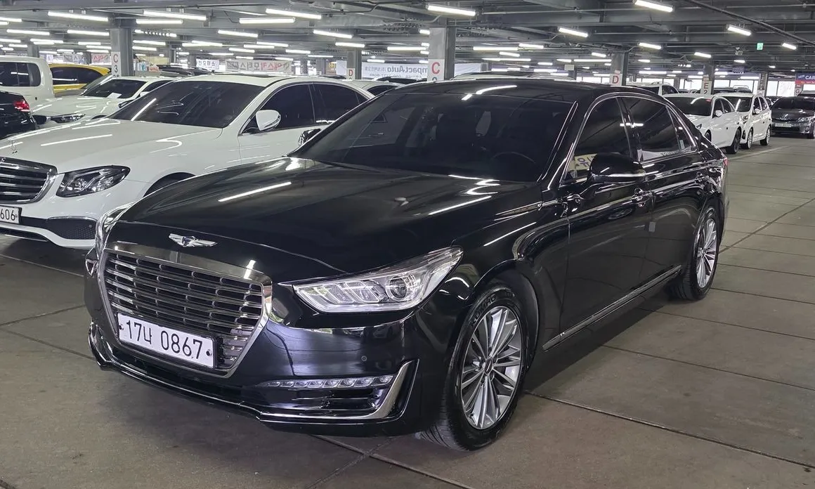 Genesis EQ900 2016