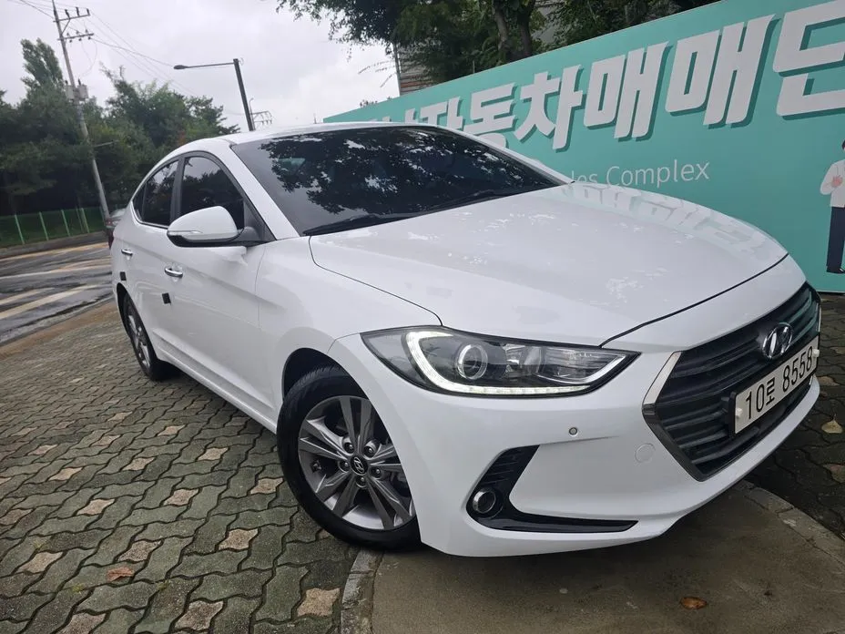 Hyundai AVANTE 2018