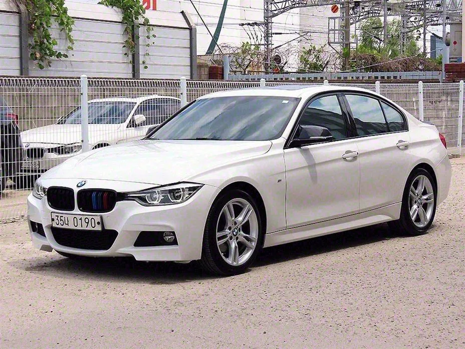 BMW 3-Series 2016
