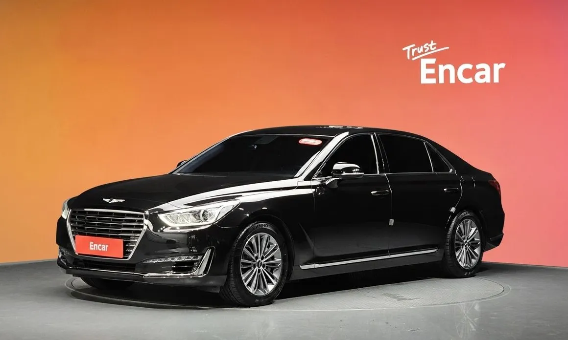 Genesis EQ900 2018