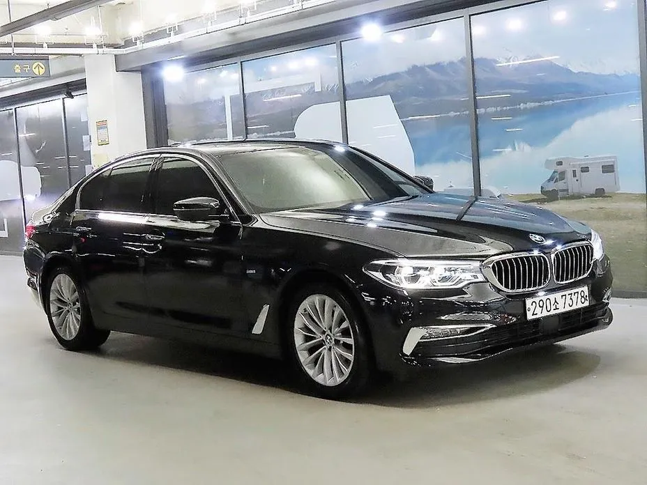 BMW 5-Series 2018