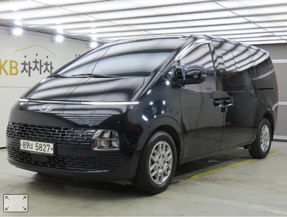 Hyundai Staria 2022