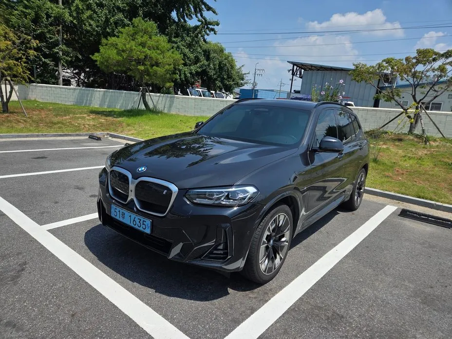 BMW iX3 2022