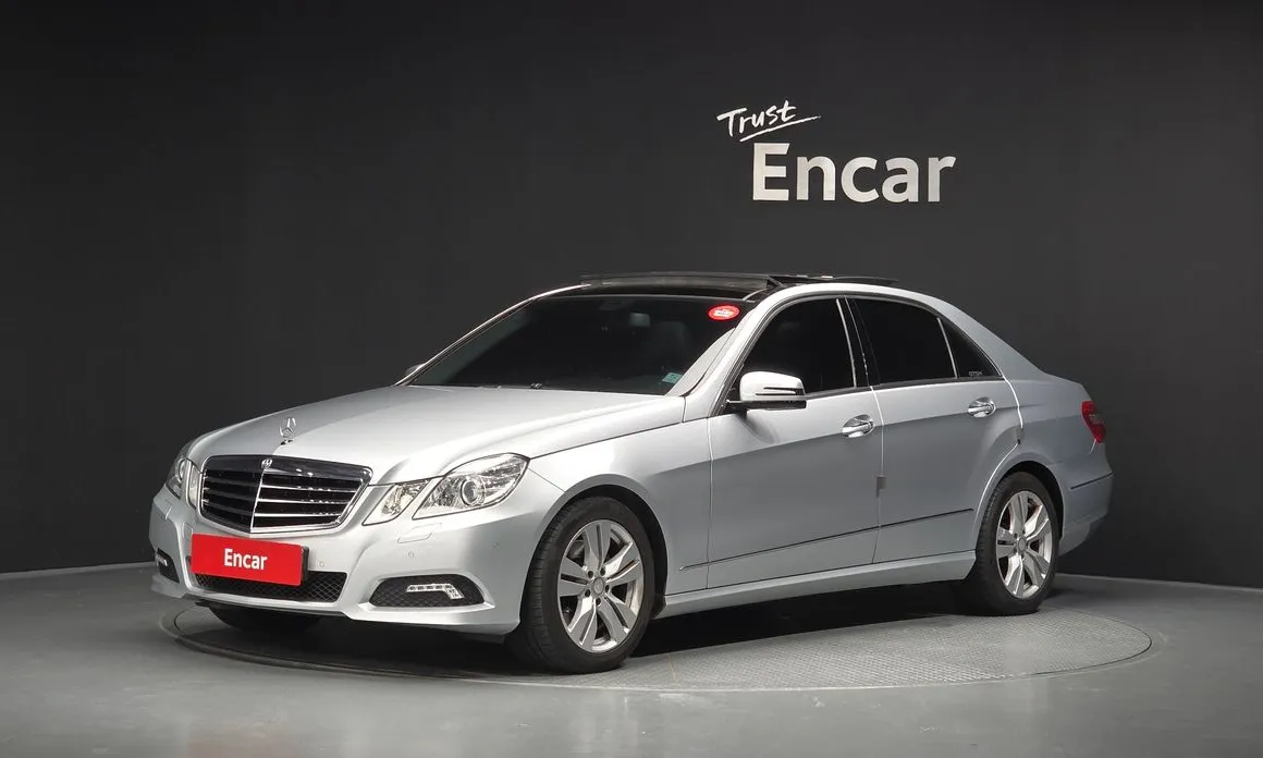 Mercedes-Benz E-Class 2010