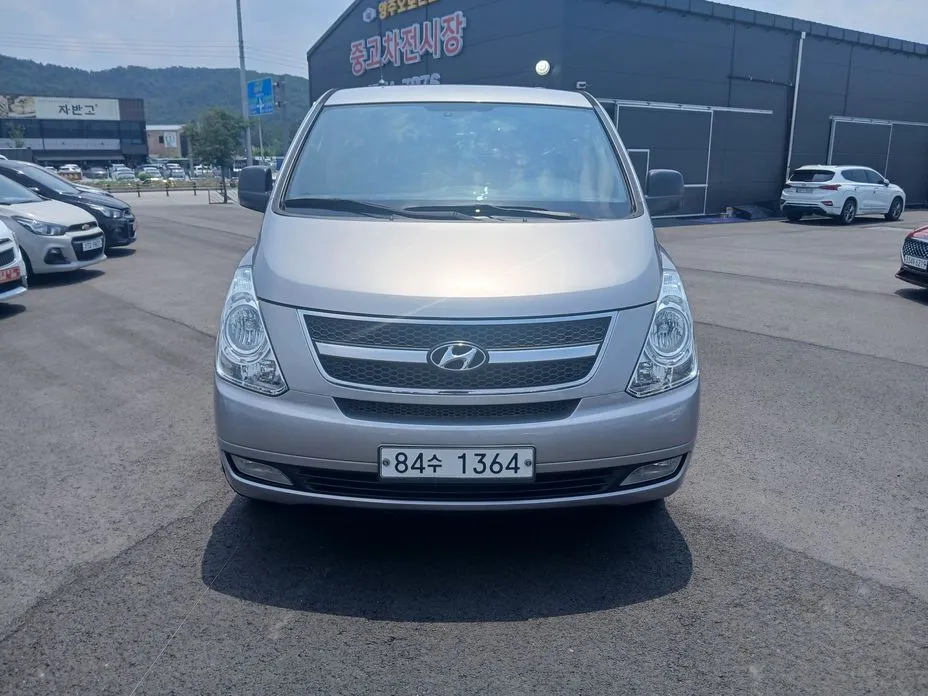 Hyundai Starex 2016