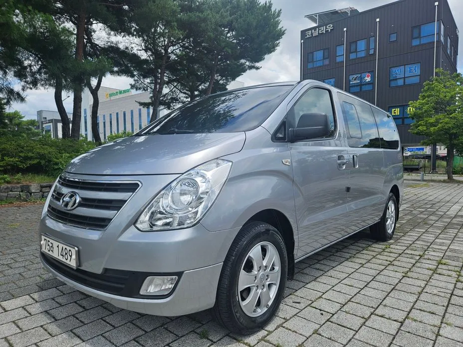 Hyundai Starex 2018