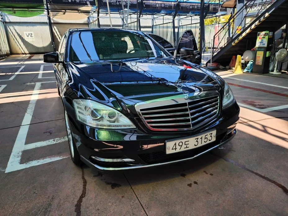 Mercedes-Benz S-Class 2013