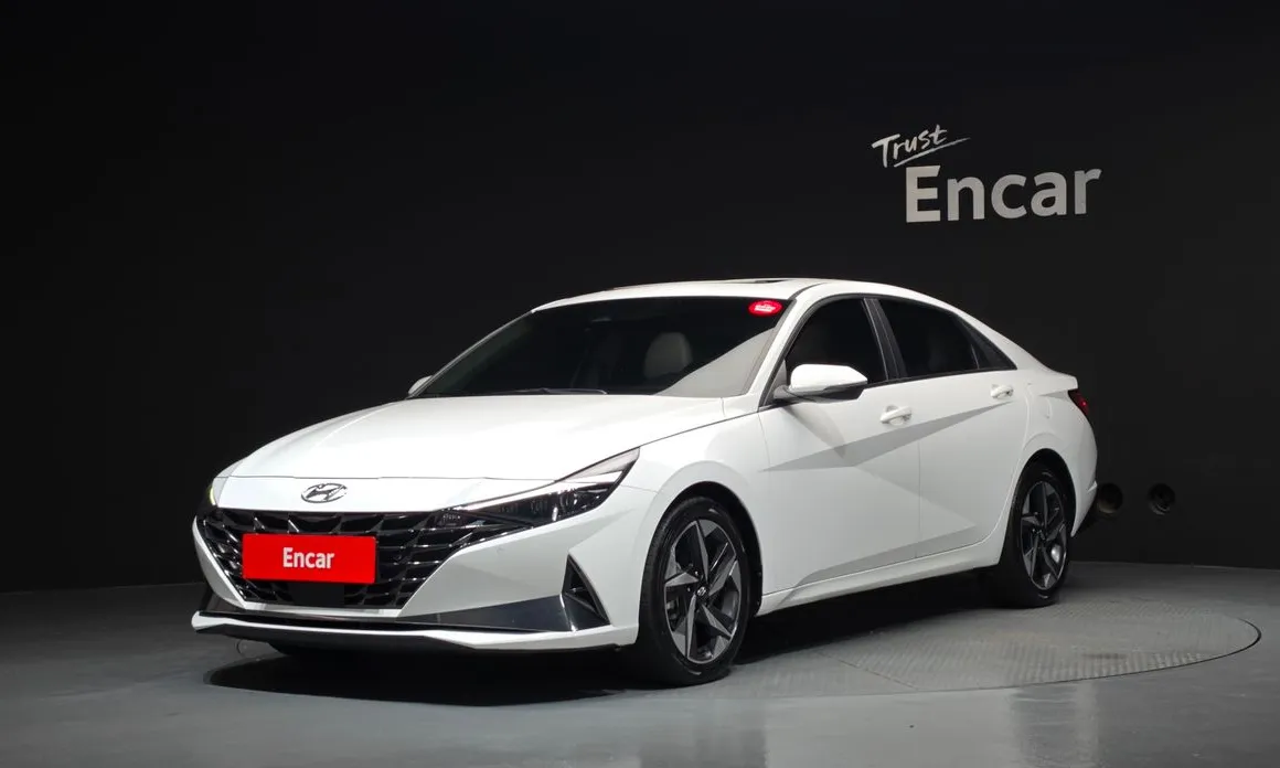 Hyundai AVANTE 2021