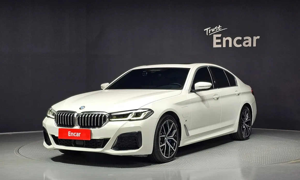 BMW 5-Series 2021