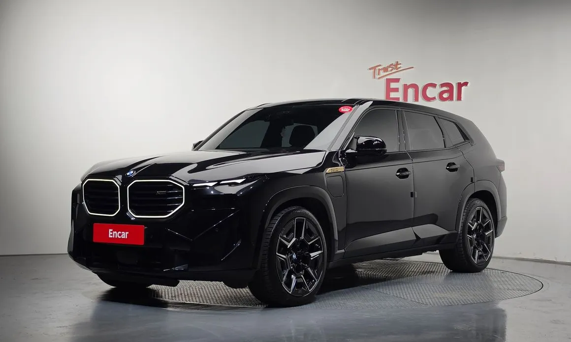 BMW XM 2024