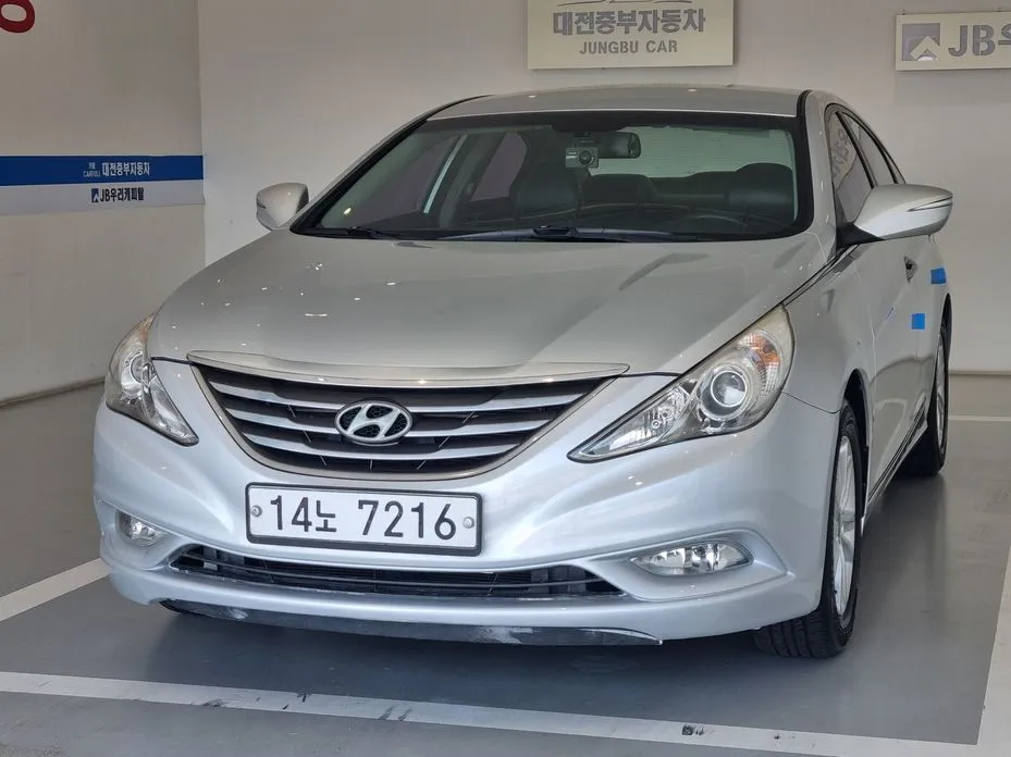Hyundai Sonata 2012