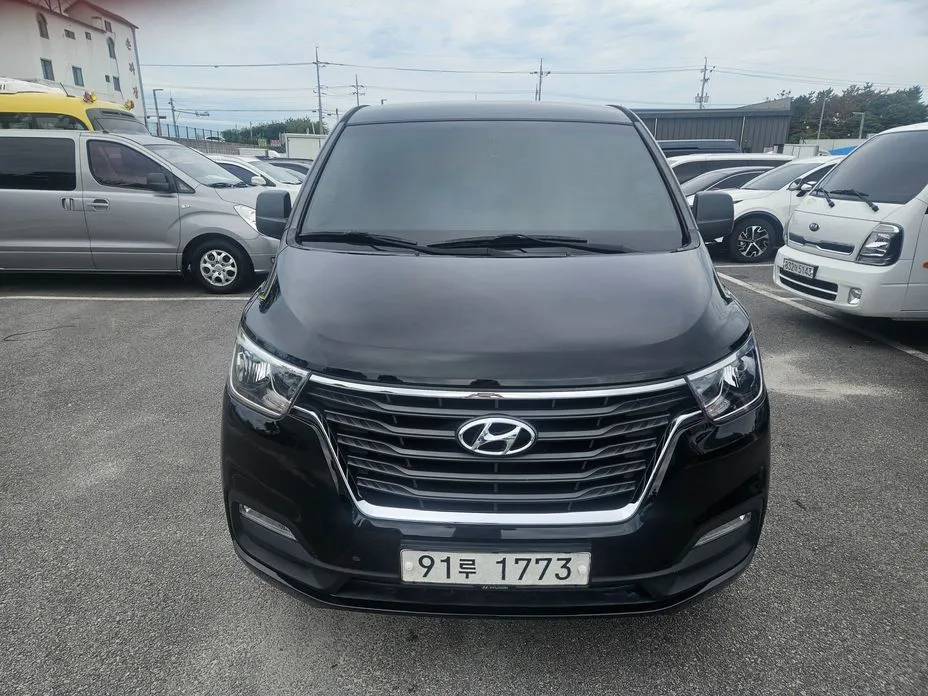 Hyundai Starex 2019