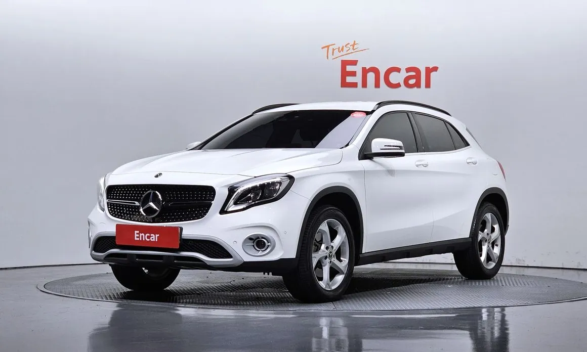 Mercedes-Benz GLA-Class 2019