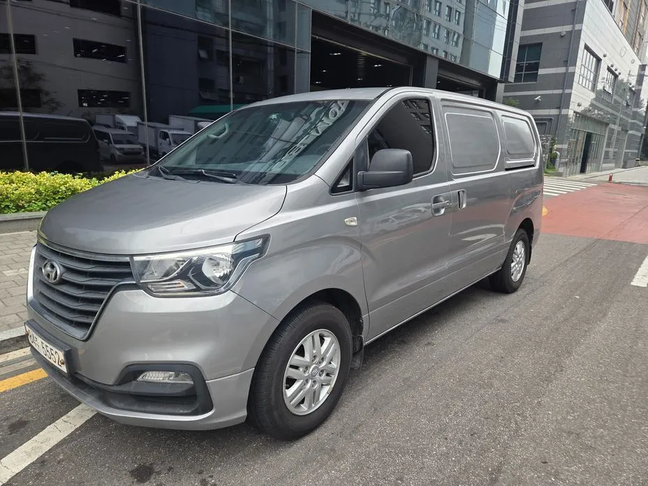 Hyundai Starex 2019