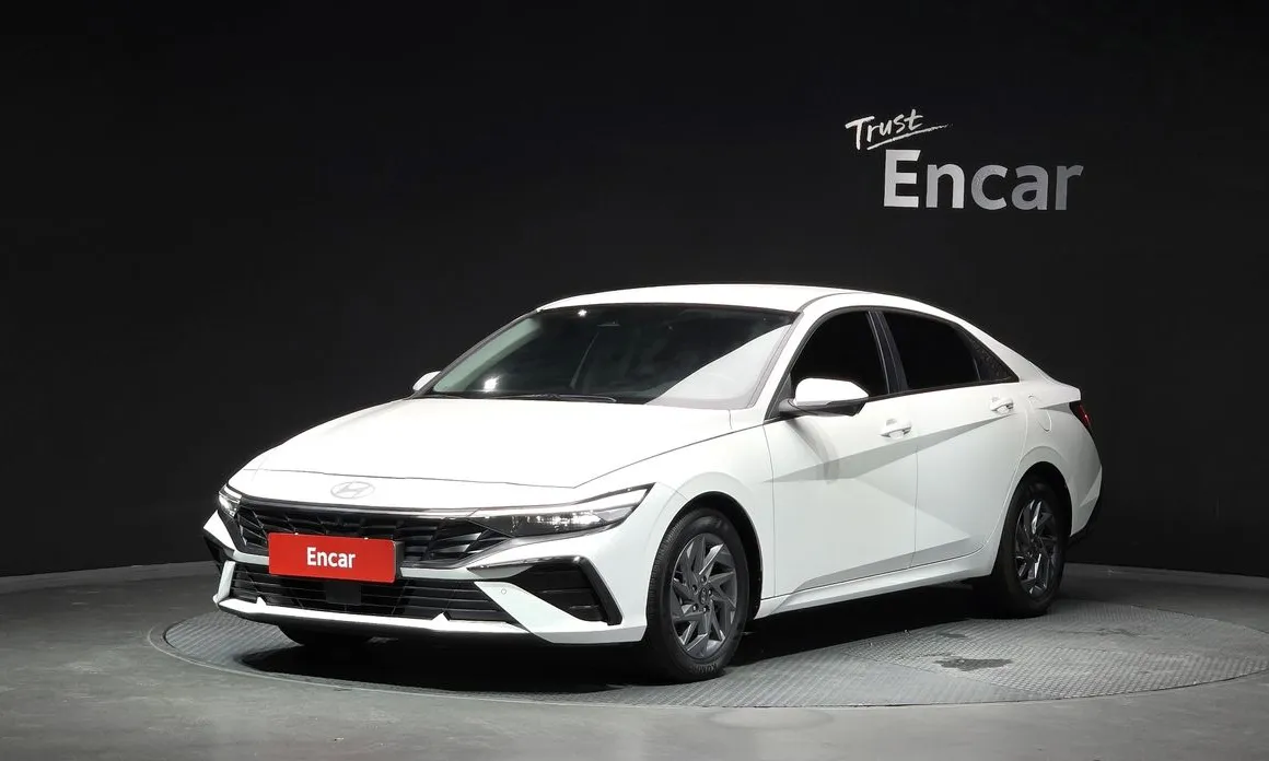 Hyundai AVANTE 2024