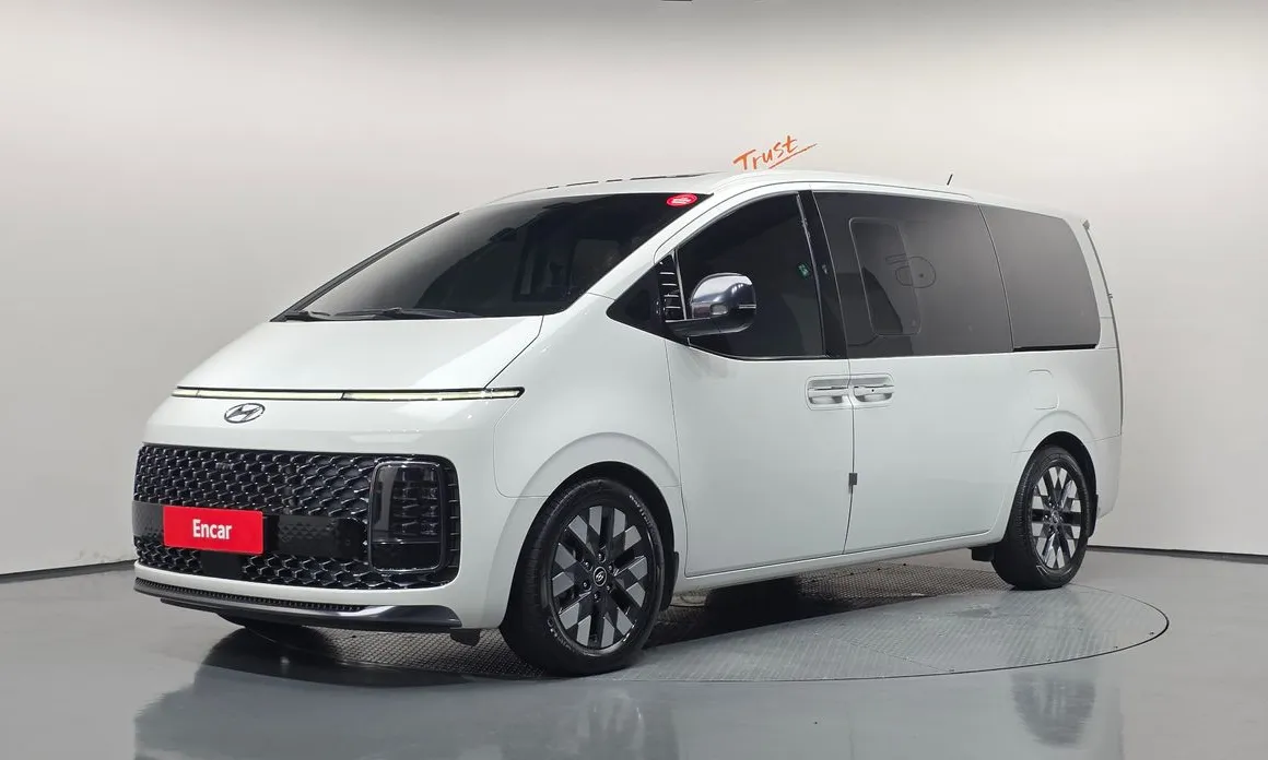 Hyundai Staria 2022