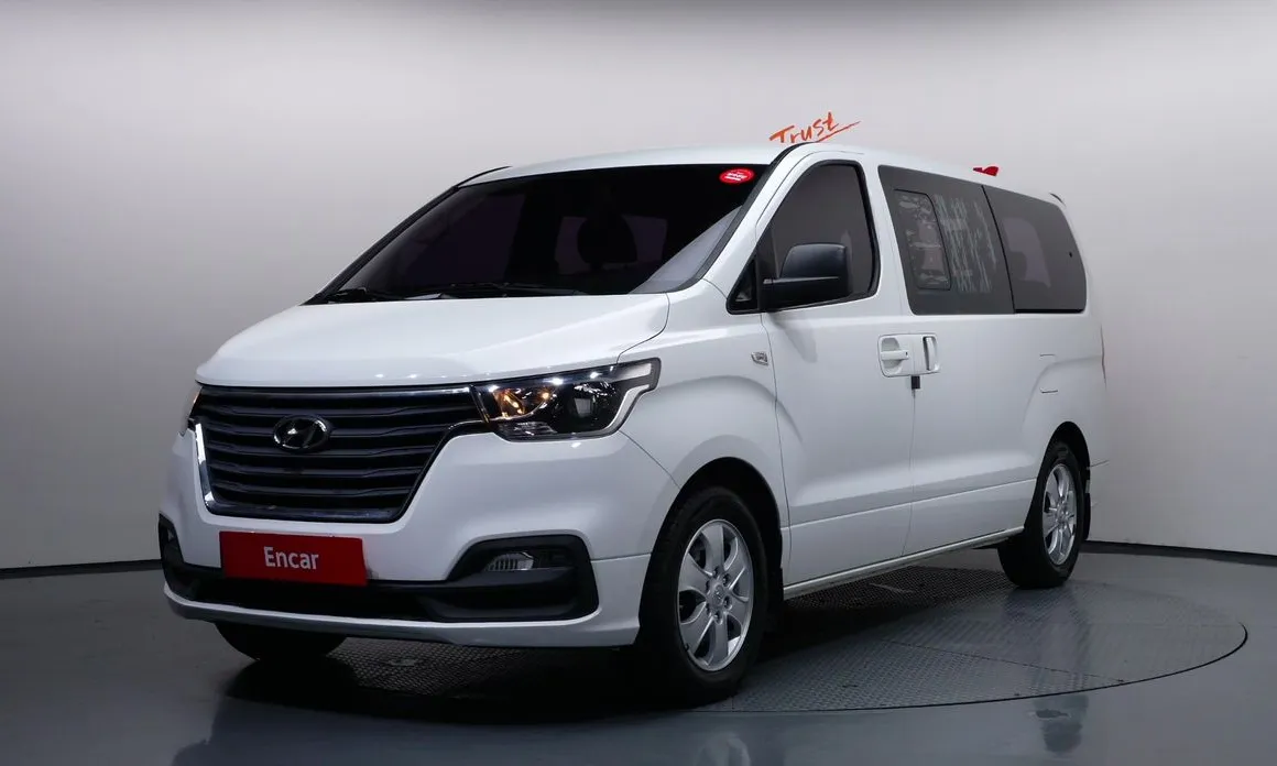 Hyundai Starex 2019