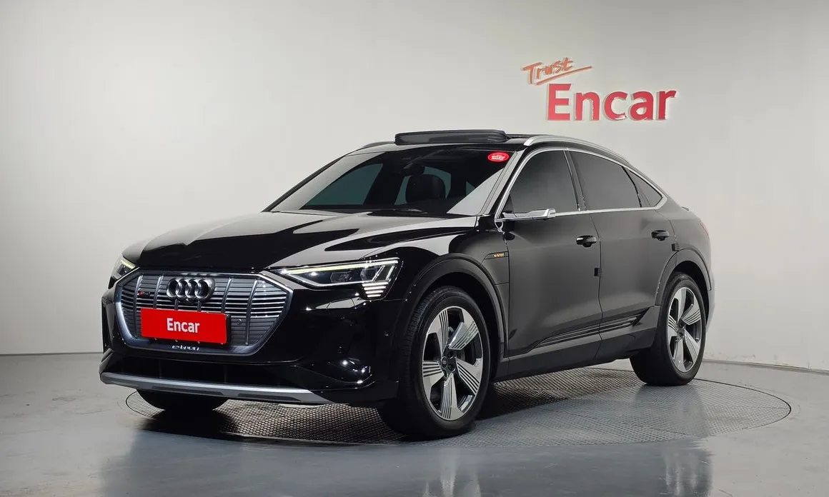 Audi e-tron 2022